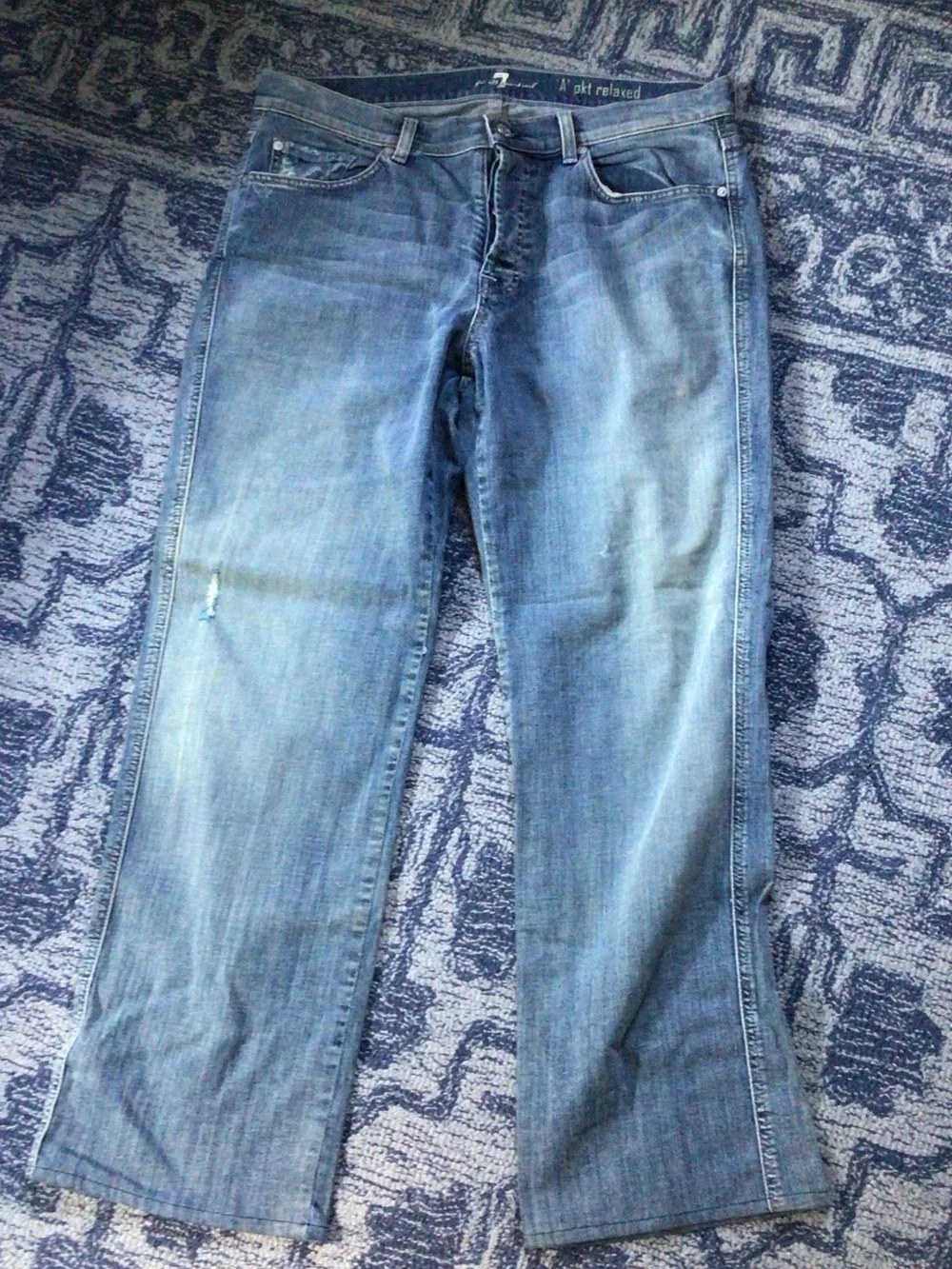 Never worn 7 For All Mankind Men’s Light Blue Straight-Leg Jeans Size 34